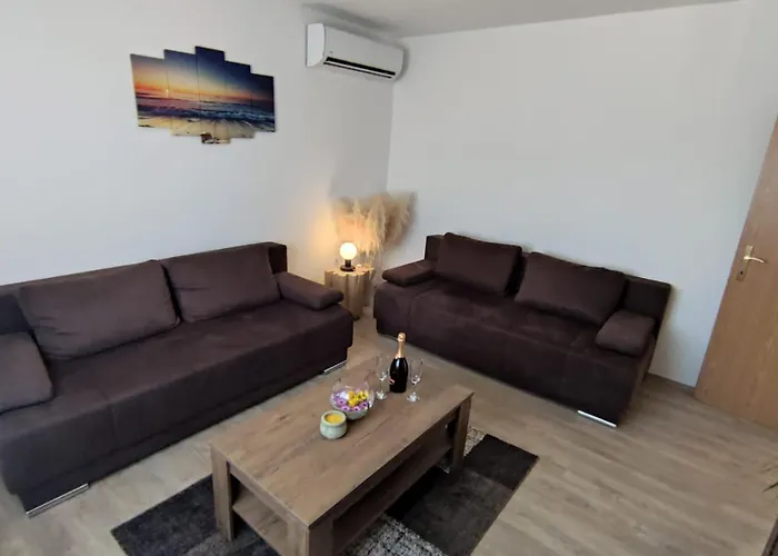 With Parking Space Rogotin, Neretva Delta - Usce Neretve - 23141 Rogotin