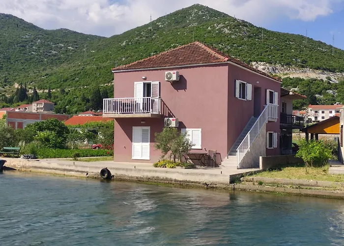 With Parking Space Rogotin, Neretva Delta - Usce Neretve - 23141 Appartement Rogotin